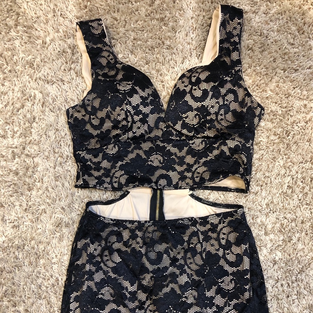 Black lace dress